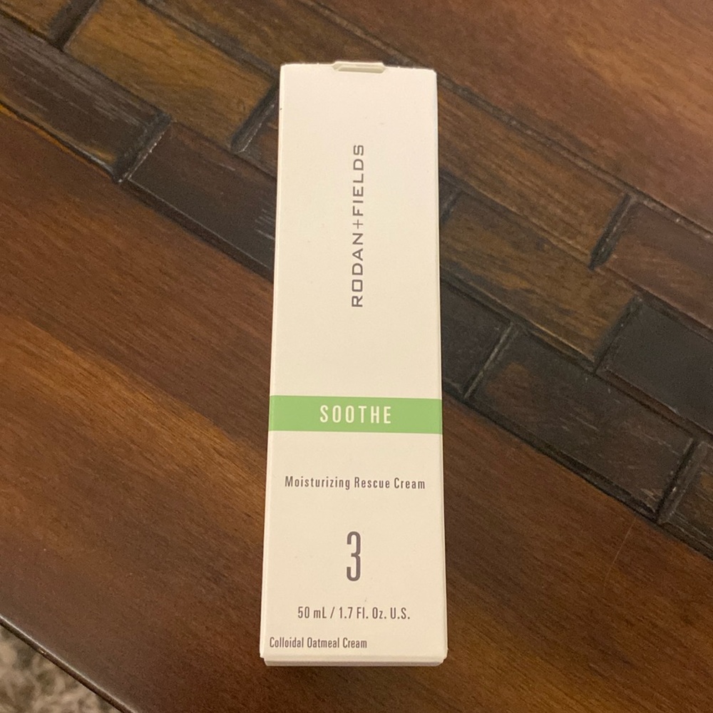 Rodan + Fields Moisturizing Rescue Cream Soothe Step 3 Colloidal Oatmeal